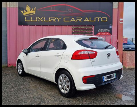 Rio 1.1L CRDI 75CV PACK EDITION 7 - MOTEUR A CHAINE - IDEAL JEUN 2016 occasion 18390 Saint-Germain-du-Puy