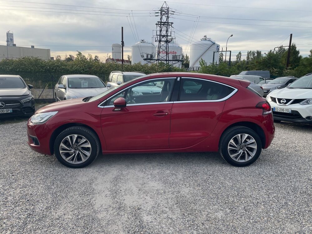 DS4 2.0 hdi 163ch Sport Chic 2 / Bluetooth / Si&egrave;ges massant / GP 2014 occasion 69320 FEYZIN