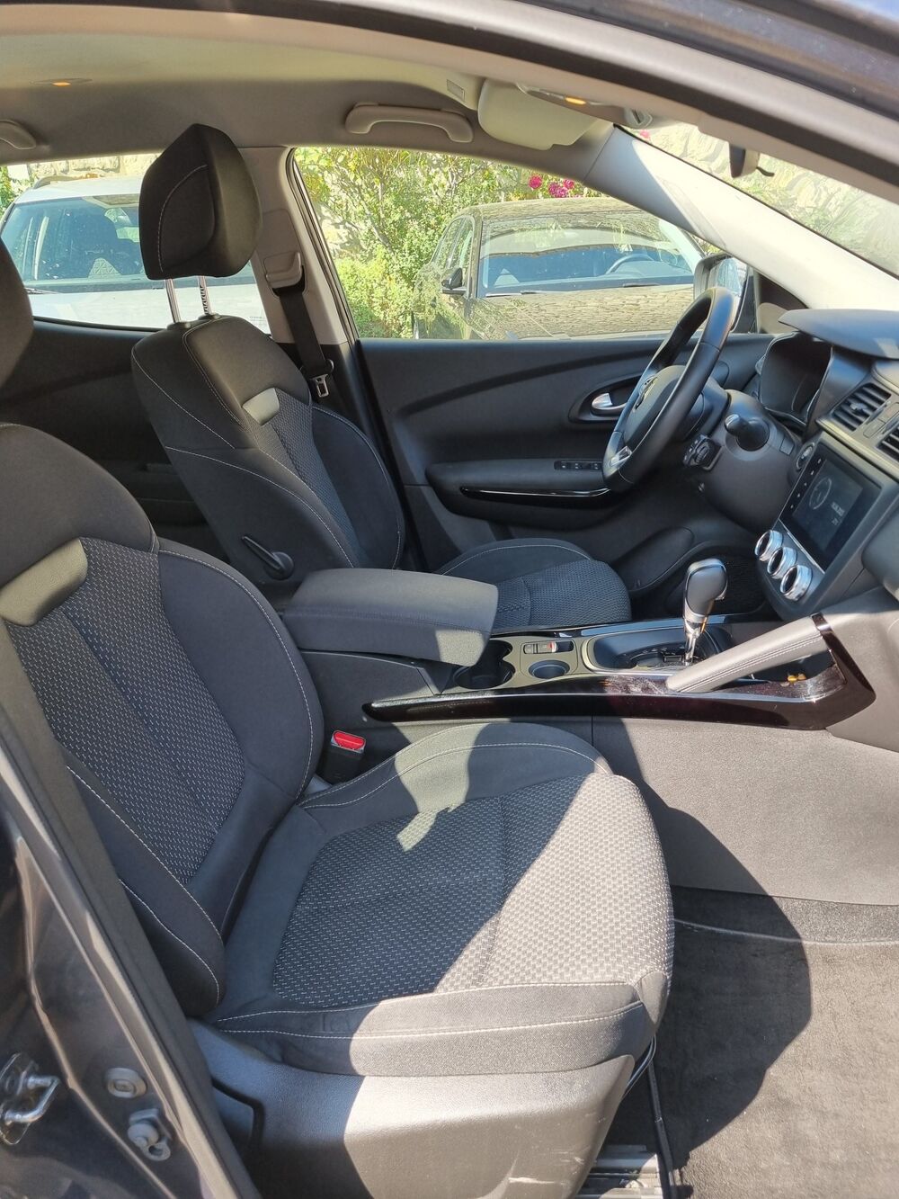 Kadjar 1.3 TCe 140CH finition Business B 2022 occasion 94500 Champigny sur Marne