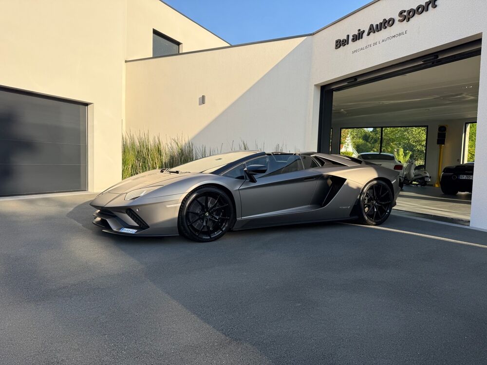 Aventador S ROADSTER 6.5L V12 / 741 CH / CARNET COMPLET / TVA / 34352 2018 occasion 62780 CUCQ