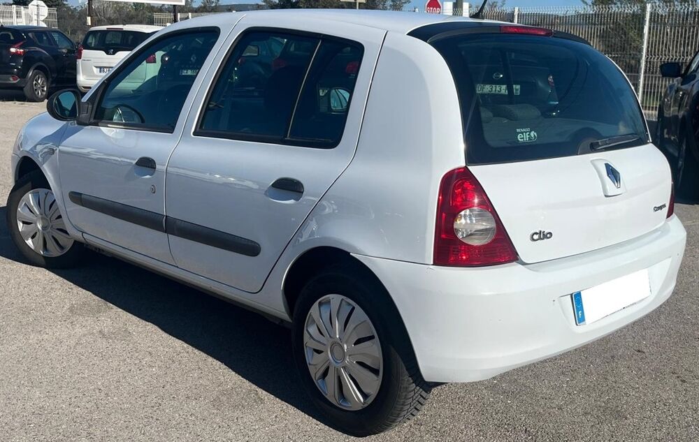 Clio 1.2 i 16V 75 cv *Finition Authentique / 2&egrave;me Main* 2011 occasion 34770 Gigean