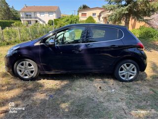 208 1.5 Blue HDI 100 Allure / CarPlay / Clim auto / Garantie 3 m 2018 occasion 69700 Givors
