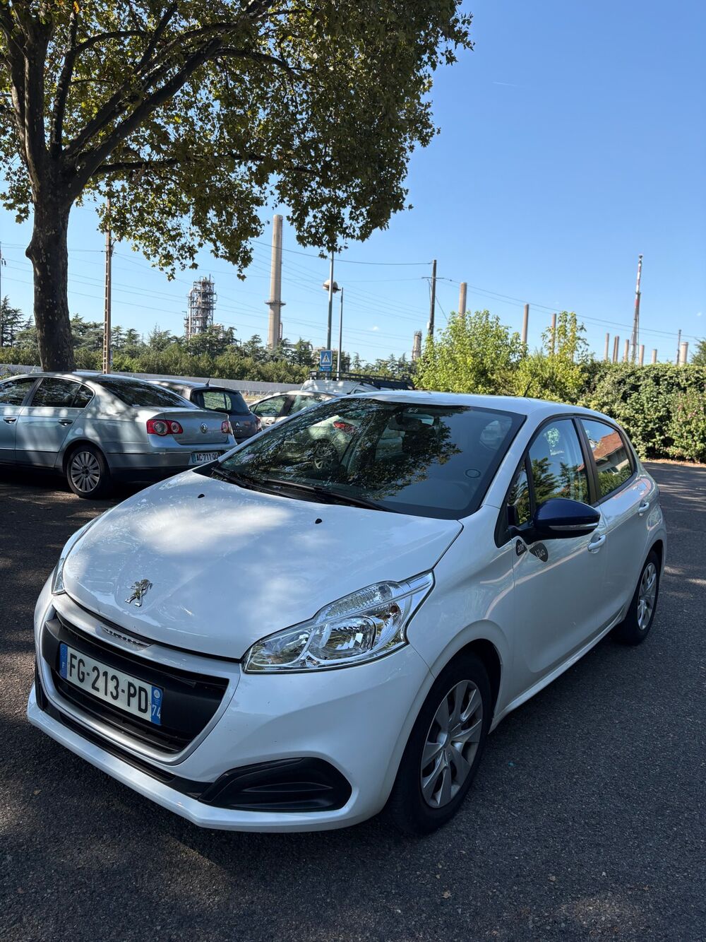 208 1.2 ESSENCE 68ch 24 000 KM GARANTIE 2019 occasion 69320 Feyzin