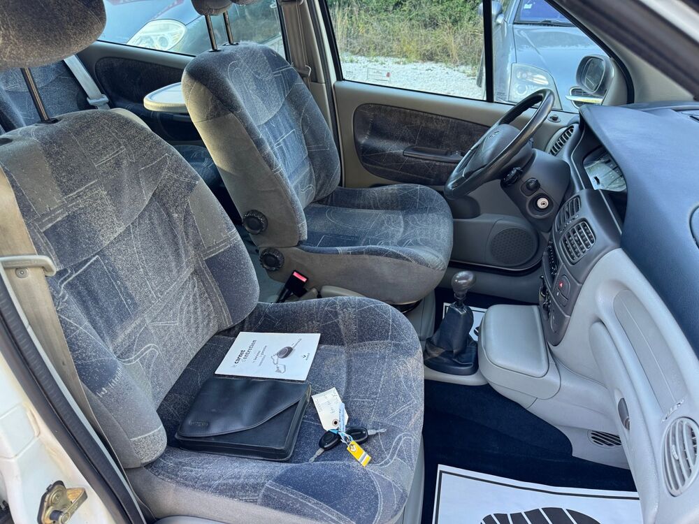 Sc&eacute;nic 2 RXT 168 000 KM Garantie 3 mois 2000 occasion 45500 GIEN