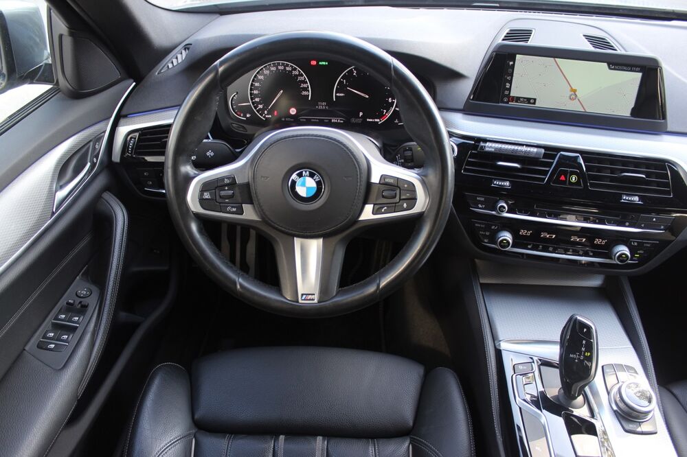 S&eacute;rie 5 540iA 340 ch M SPORT STEPTRONIC / SUIVIE BMW + CLIM AUTO 2017 occasion 34430 Saint-Jean-de-V&eacute;das