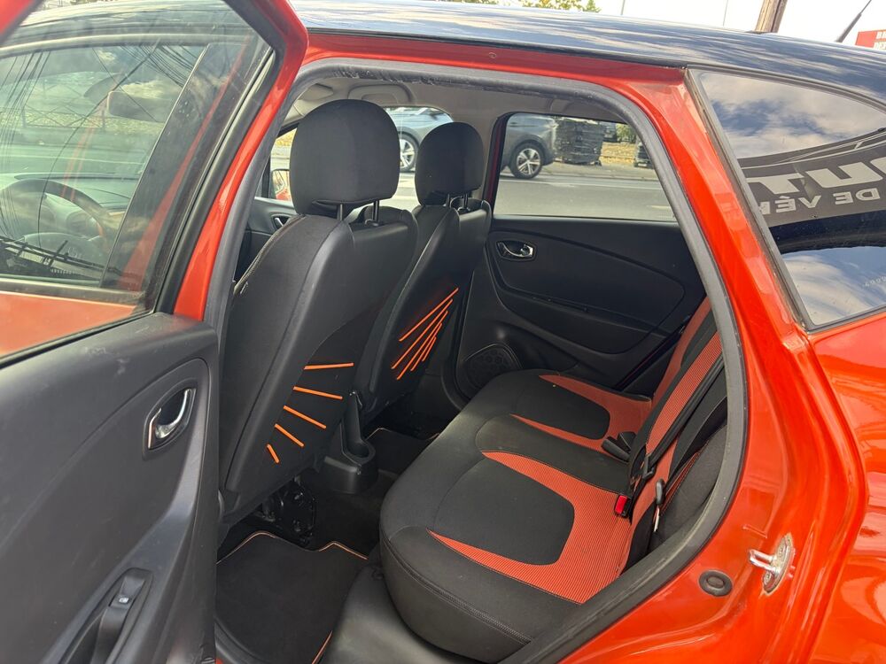 Captur 1.5l DCi Energy Arizona 1 &Egrave;RE MAIN GPS CAM&Eacute;RA BLUETOOTH R&Eacute;G 2013 occasion 95100 ARGENTEUIL