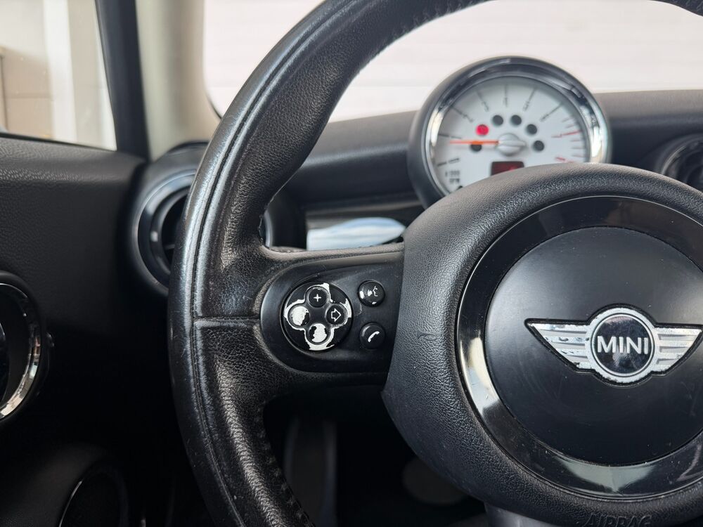 Cooper (R56) PACK CHILI 1.6 i Steptronic 122 cv LCI 2013 occasion 95190 Goussainville