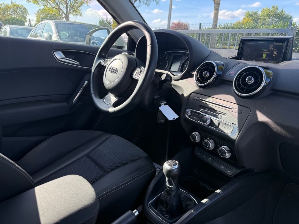 A1 1.4 tfsi 125cv - AMBITION 2015 occasion 45560 Saint-Denis-en-Val
