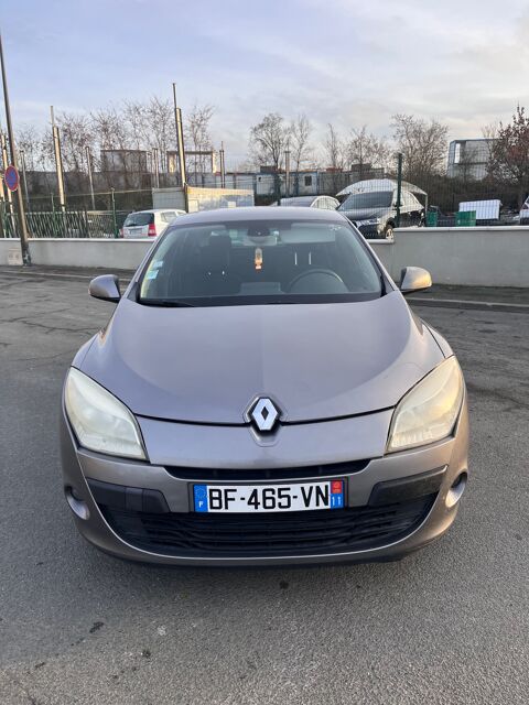 M&eacute;gane III 1.5 DCI 105CH DYNAMIQUE/ GPS/ RADAR DE RECUL/ VIDANGE OK/ CA 2010 occasion 78500 SARTROUVILLE