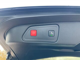 3008 GT II Phase 2 1.5 BlueHDi EAT8 S&S 130 cv Bo&icirc;te auto / TOIT 2021 occasion 45500 GIEN