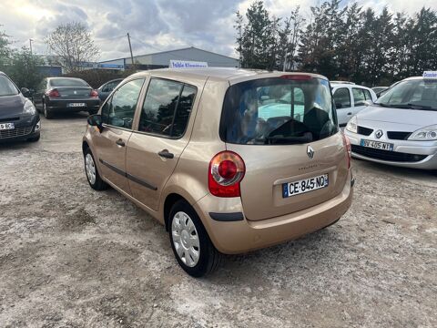 Modus 1.4i 81924km 2004 occasion 44650 Leg&eacute;