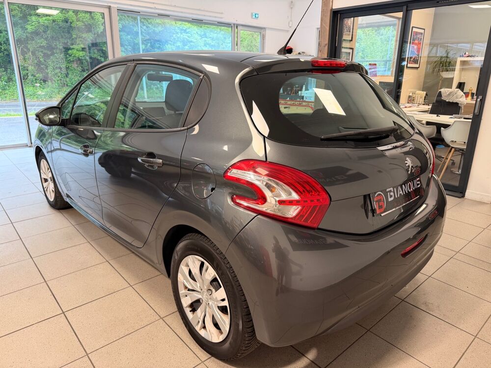 208 1.6L 92cv HDI active BVM5 2012 occasion 12100 Millau