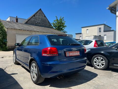 A3 2.0 FSi 150 ch.  Essence 2004 occasion 41000 Blois
