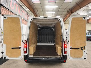 Master 3500 L3H2 2.3L DCI 150cv susp. pneumatiques 19.433 kms / EN 2023 occasion 45140 INGRE