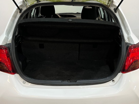 Yaris 69ch 1.0 vvt-i 2016 occasion 17000 La Rochelle