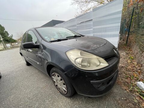 Renault clio - DCI 85 PRIVILEGE 5Places CT OK - Gris