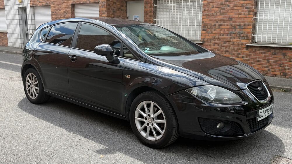 Leon 1.2 tsi 105CV phase2 faciliter de paiement 3X 4X jusqu'&agrave; 400 2010 occasion 91090 Lisses