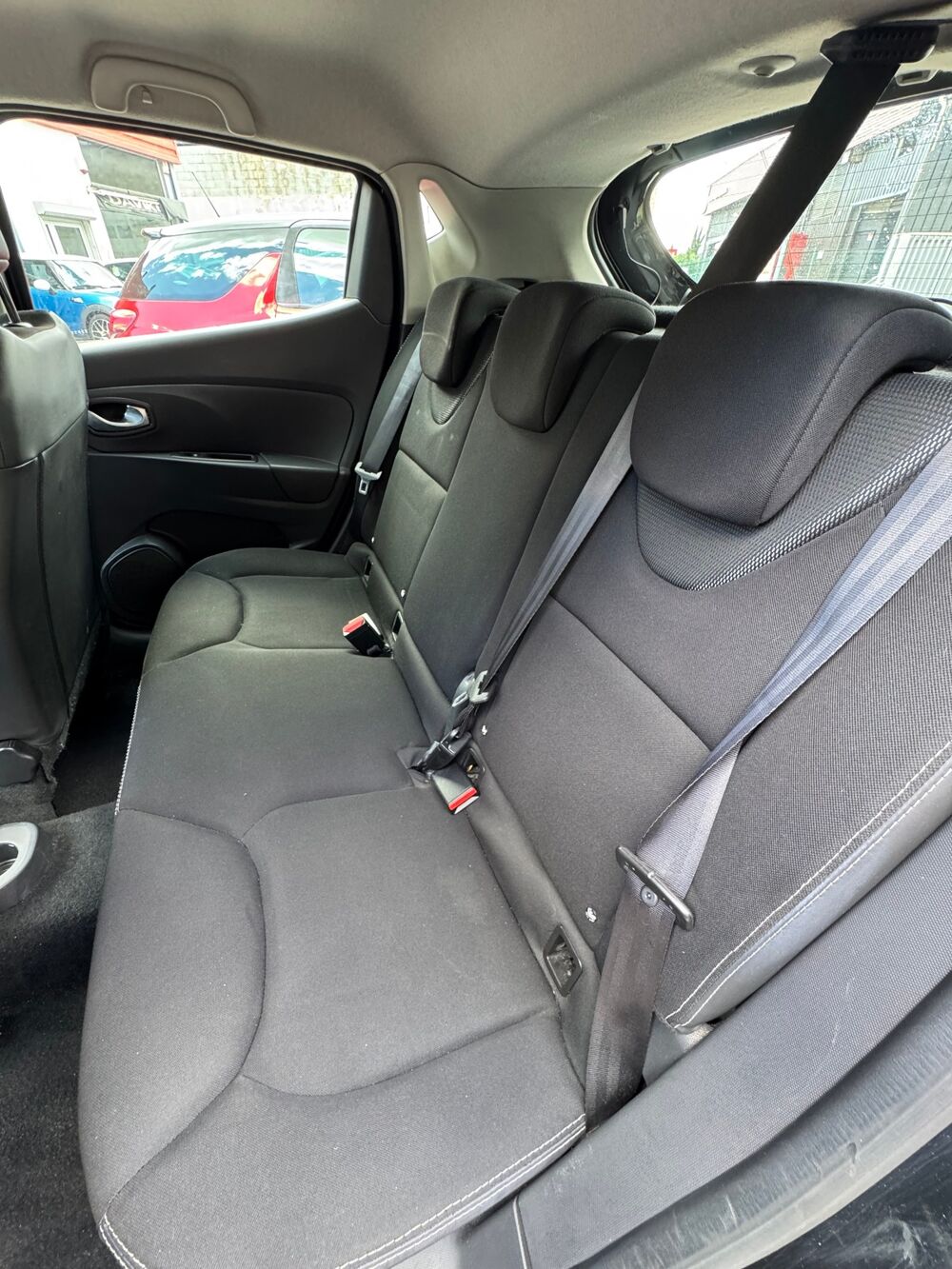 Clio IV TCE 90 ZEN 2015 occasion 13127 VITROLLES