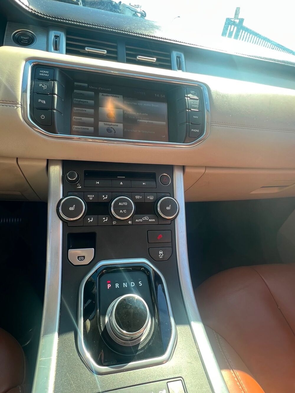 Range Rover Evoque SD4 PRESTIGE BVA6 CUIR BVA FULL 2011 occasion 78310 Coigni&egrave;res