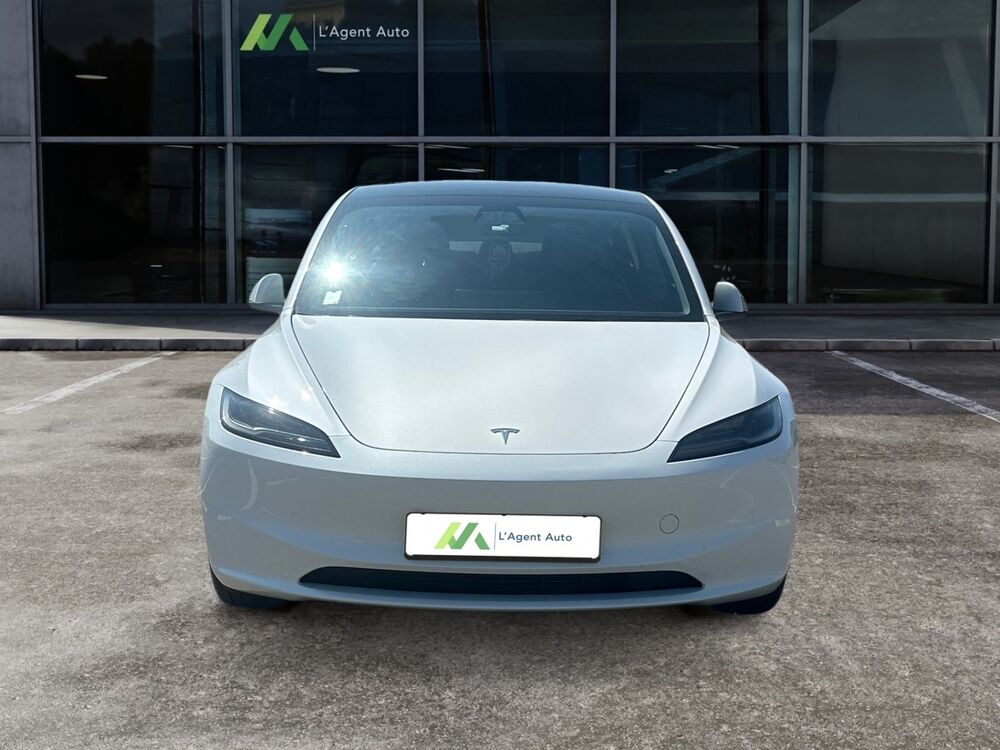 Model 3 275 50KWH STANDARD PLUS RWD 2023 occasion 34140 M&egrave;ze