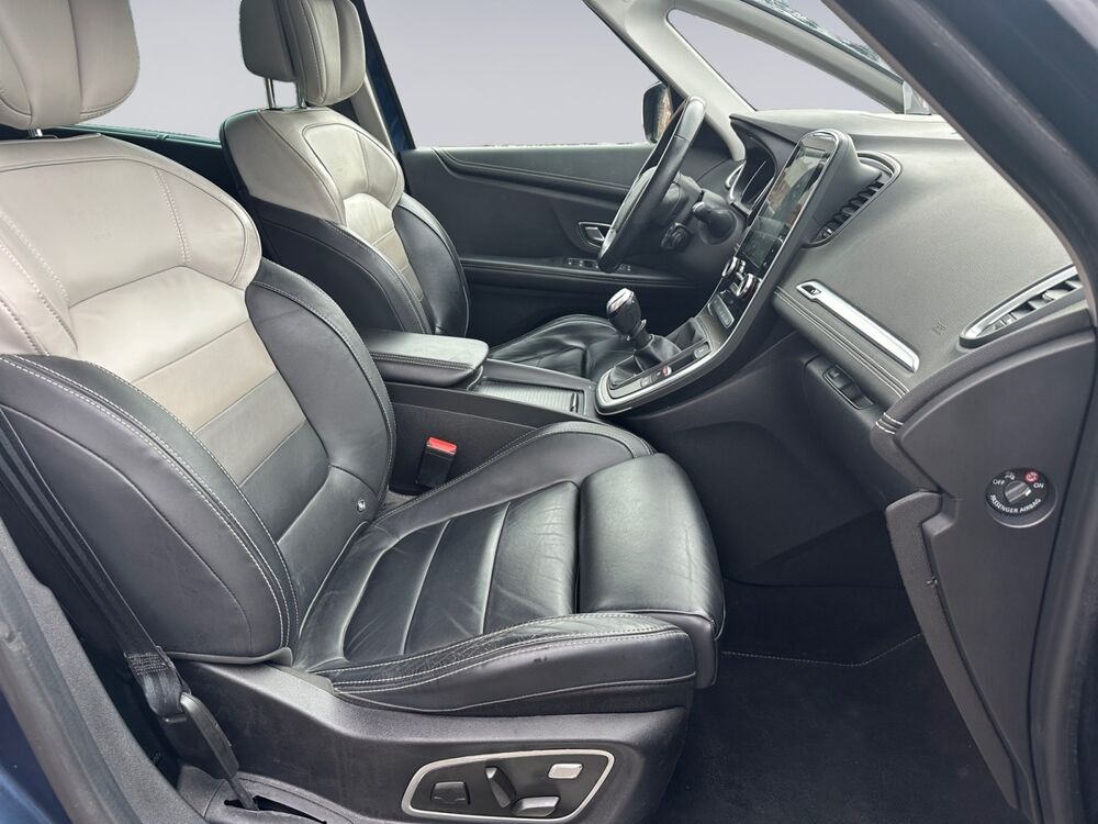 Grand scenic IV 1.3 Tce 160cv Initiale Paris 2018 occasion 38230 CHAVANOZ