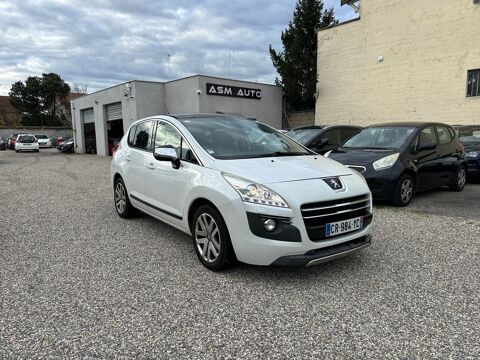 Peugeot 3008 F&eacute;line HYBRID4 200 2.0 HDi 163ch FAP BMP6 + Electric 37ch / 2013 occasion Lyon 8e Arrondissement 69008