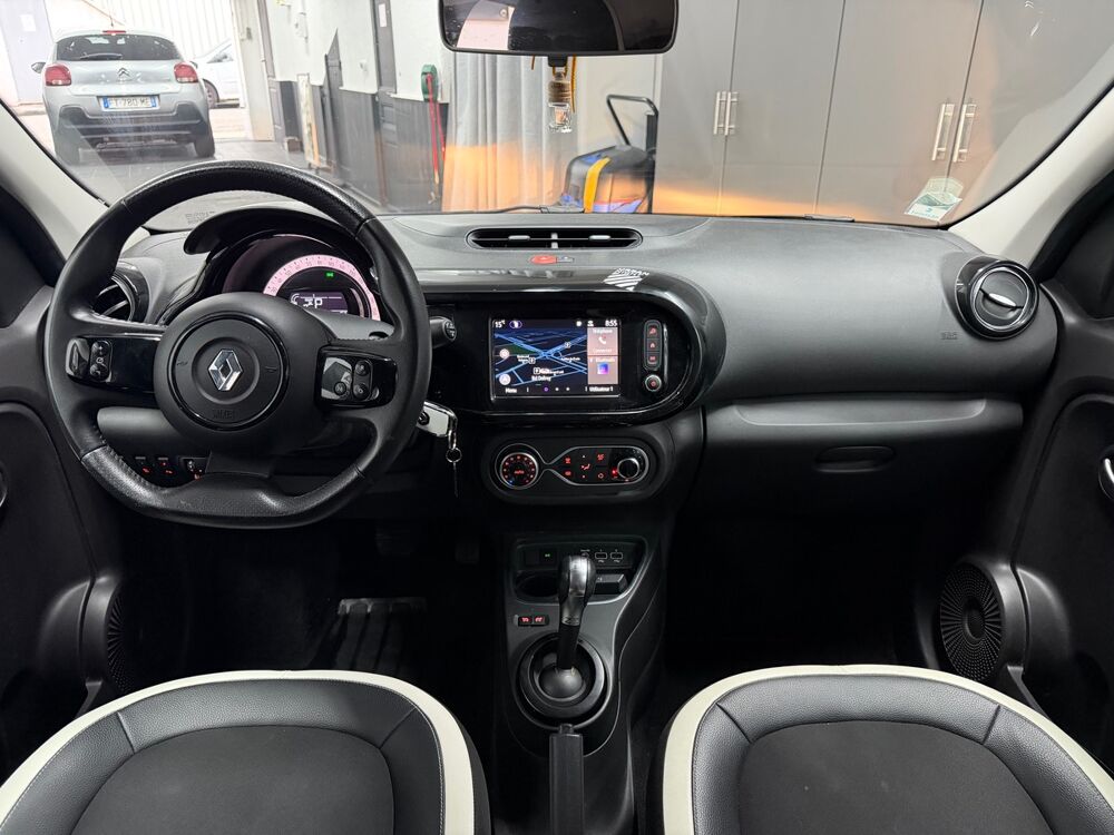 Twingo III 82Ch Electric Drive 60kW Urban Night - 42 000 Kms 2021 occasion 13008 Marseille