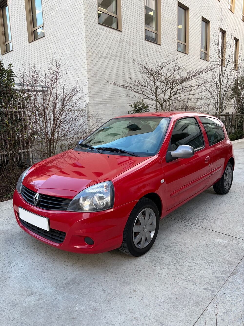 Clio II CAMPUS 1.2L 16V FINITION ByeBye 2012 occasion 45400 FLEURY-LES-AUBRAIS