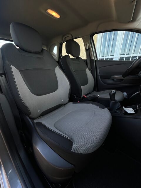 Captur 1.5 DCI 90 CH PREMIERE MAIN - ENTRETIEN COMPLET RENAULT 2014 occasion 69230 SAINT PRIEST