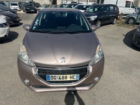 208 1.2 VTI 82 ALLURE 5P BELLE 2014 occasion 78310 Coigni&egrave;res