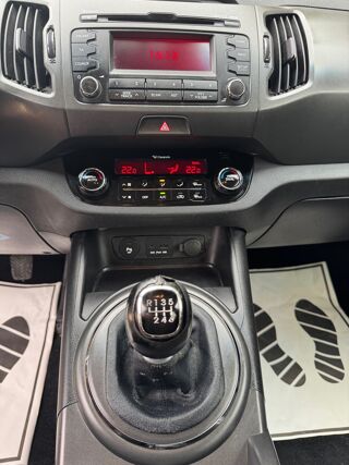 Sportage 1.7 CRDI 115 moteur &agrave; cha&icirc;ne 1&egrave;re main garantie 3 mois 2011 occasion 45500 GIEN