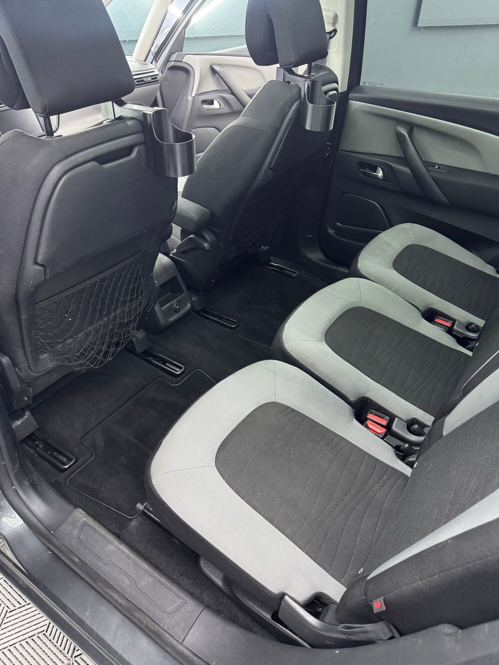Grand C4 Picasso 1.6 HDI 120Ch *7 PL *DISTRI NEUVE *CAMERA AR* TOIT PANO *GA 2015 occasion 57160 Moulins-l&egrave;s-Metz
