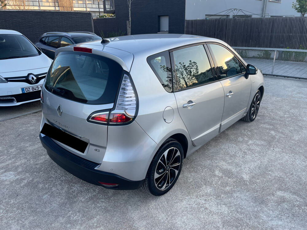 Sc&eacute;nic 3&nbsp; PHASE 3 - 1.5 dCi 110 CH FAP ECO2 BOSE 2012 occasion 41000 BLOIS