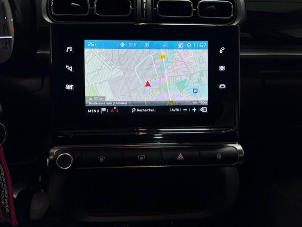 C3 1.2 TCE 82CV 24000KM SHINE S&S LED 1&deg;-MAIN TVA RECUPERABLE C 2022 occasion 69680 CHASSIEU