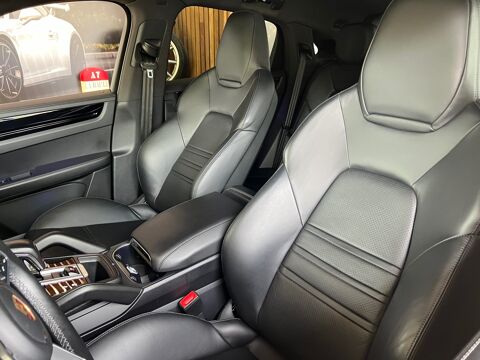 Cayenne E-hybrid coup&eacute; Full, &eacute;quip&eacute; 2022 occasion 44500 La Baule-Escoublac