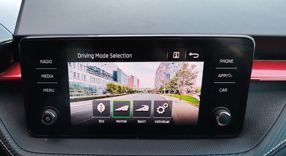 Fabia 1.5 TSI 150Ch MONTE CARLO DSG7 CARPLAY / TOIT PANO / CAMERA 2023 occasion 34500 B&eacute;ziers