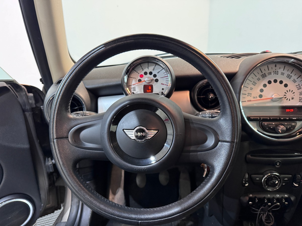 Clubman COOPER R55 122CV BVM 2013 occasion 17000 La Rochelle