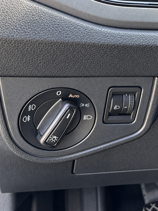 Polo VI 1.6 TDi 95 LOUNGE BVM5 - ENTRETIEN VW - CONNECT&Eacute;E - FIABL 2019 occasion 94140 Alfortville