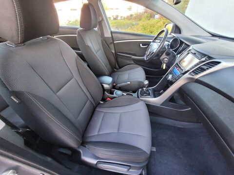 i30 1.6 CRDI 110 BLUE DRIVE PACK SENSATION PREMIERE MAIN GARANTI 2012 occasion 78200 BUCHELAY