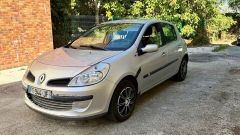 Clio 3 1.5dci possibilit&eacute; de paiement 3 ou 4x jusqu'&agrave; 4000e 2009 occasion 91090 Lisses