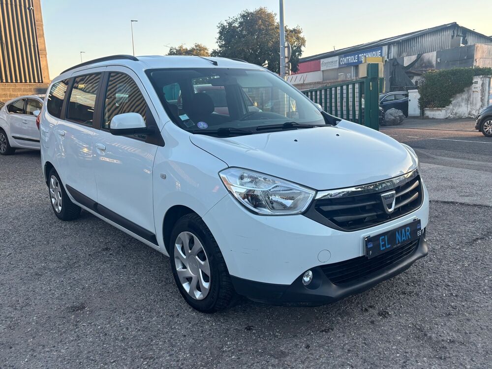 Lodgy 1.2 TCe 115 cv 7 PLACES GARANTIE 6 MOIS 2013 occasion 69200 Venissieux