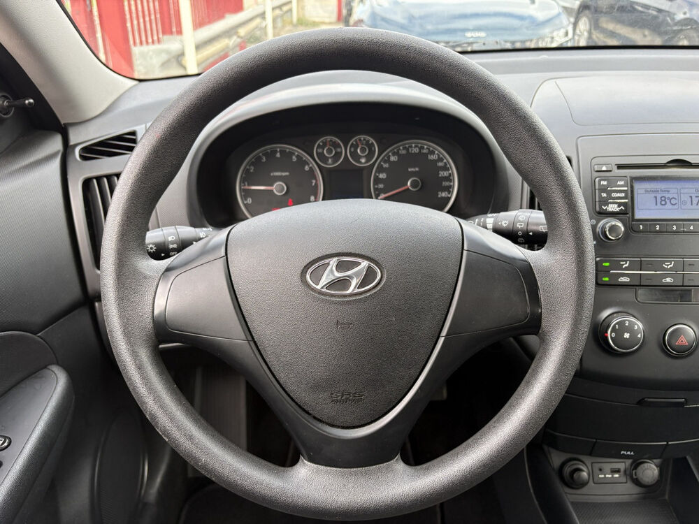 i30 1.4 105 PACK INVENTIVE 2011 occasion 95480 Pierrelaye