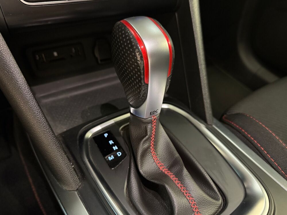 M&eacute;gane IV RS 1.8 TCE BVA / SUIVI CONSTRUCTEUR COMPLET / GARANTIE 2018 occasion 85300 CHALLANS
