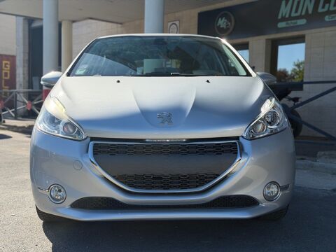 208 I Allure 1.2 VTi 82 cv - Distribution OK 2013 occasion 95190 Goussainville