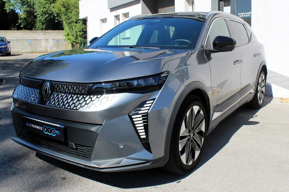 Sc&eacute;nic V E-TECH ELECTRIQUE 220 GRANDE AUTONOMIE TECHNO PACK ICONIC 2024 occasion 34430 Saint-Jean-de-V&eacute;das