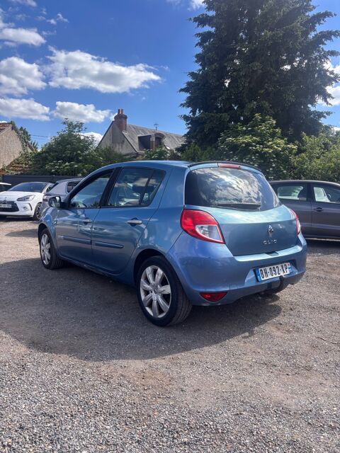 Clio 1.5 dci tomtom 1.5 dci 2011 occasion 45760 Vennecy
