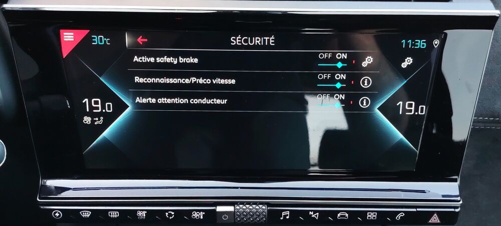 DS7 CROSSBACK 1.6 E-TENSE 225 Ch PERFORMANCE LINE / HYBRIDE 2022 occasion 34500 B&eacute;ziers