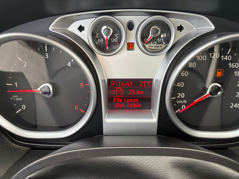 Kuga BOITE AUTOMATIQUE 2012 2.0L TDCi 4x4 Titanium SEMI CUIR RA 2012 occasion 95100 ARGENTEUIL