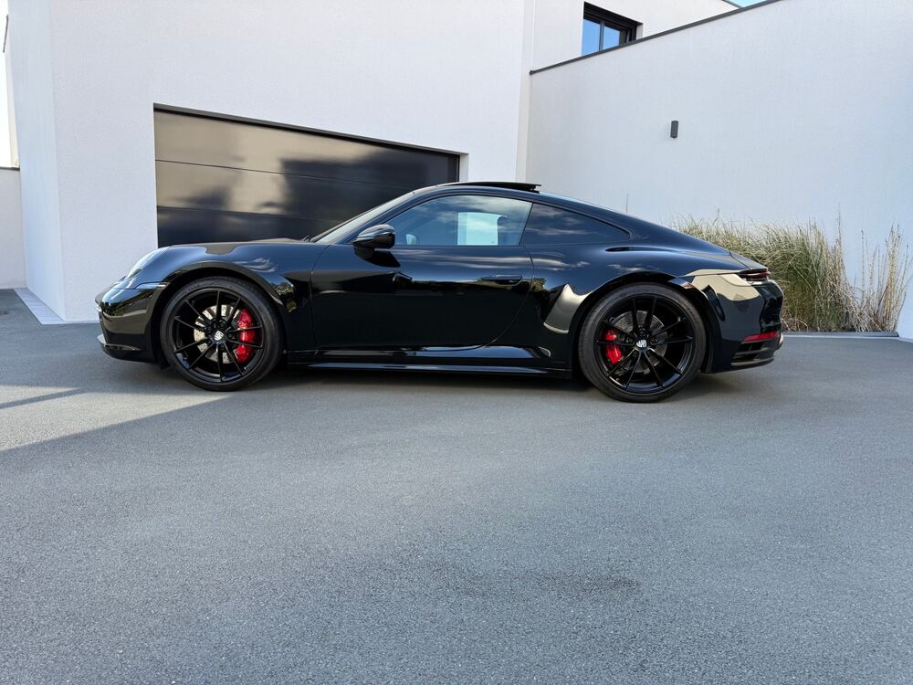 911 Carrera 3.2 450 CH / CARNET / FULL BLACK / AKRAPOVIC / 35400 KMS 2019 occasion 62780 CUCQ