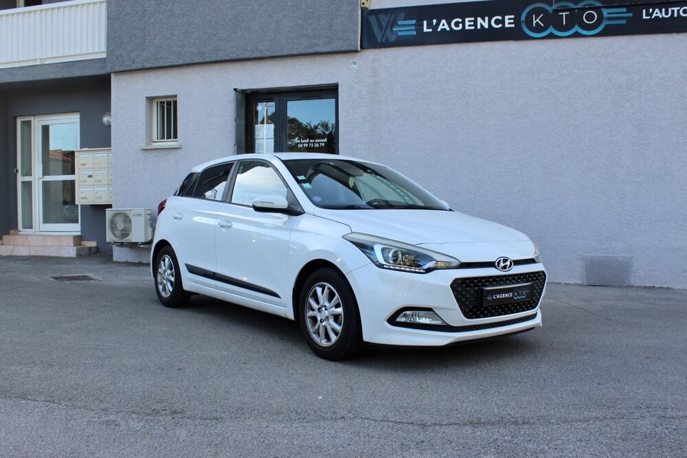 i20 1.2 84 ch INITIA + CLIMATISATION + BLUETOOTH 2016 occasion 34430 Saint-Jean-de-V&eacute;das